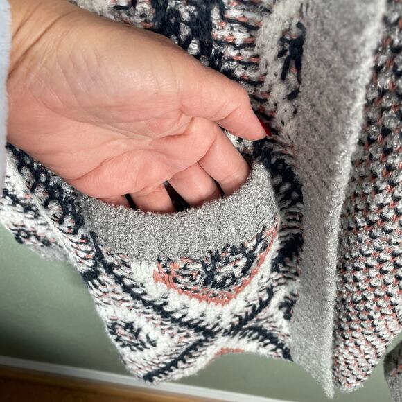 Roxy Women's Cardigan Knit Sweater Women XS Aztec Tribal Boho Open Front Drape - Picture 5 of 10